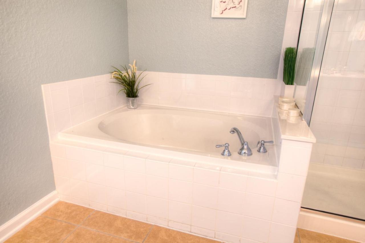 Stunning Lakeview Condo Wprivate Balcony Kissimmee Kültér fotó